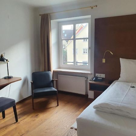 Hotel Schierlinger Braeustueberl Esterno foto