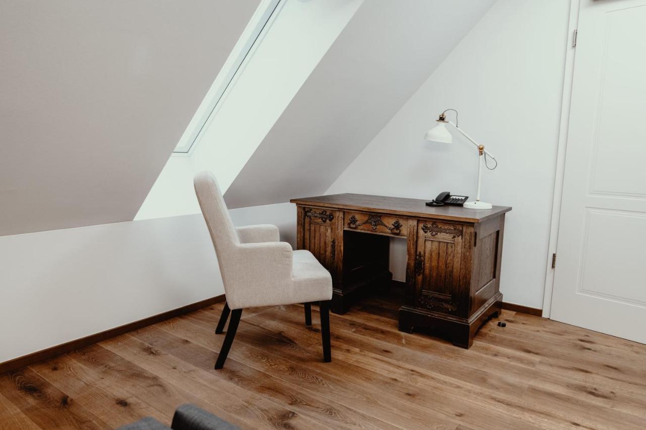 Hotel Schierlinger Braeustueberl Esterno foto